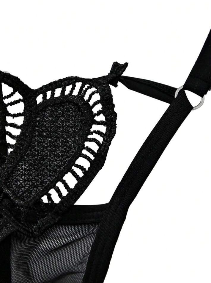 Men's Heart Embroidery G-Strings Sexy Underwear